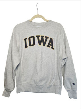 Vintage 90s Champion Unisex Reverse Weave Iowa Hawkeyes Sweatshirt Grey SM